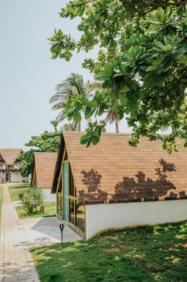 Los Olivos La Playa Hotel Y Restaurante Escuintla Esterno foto